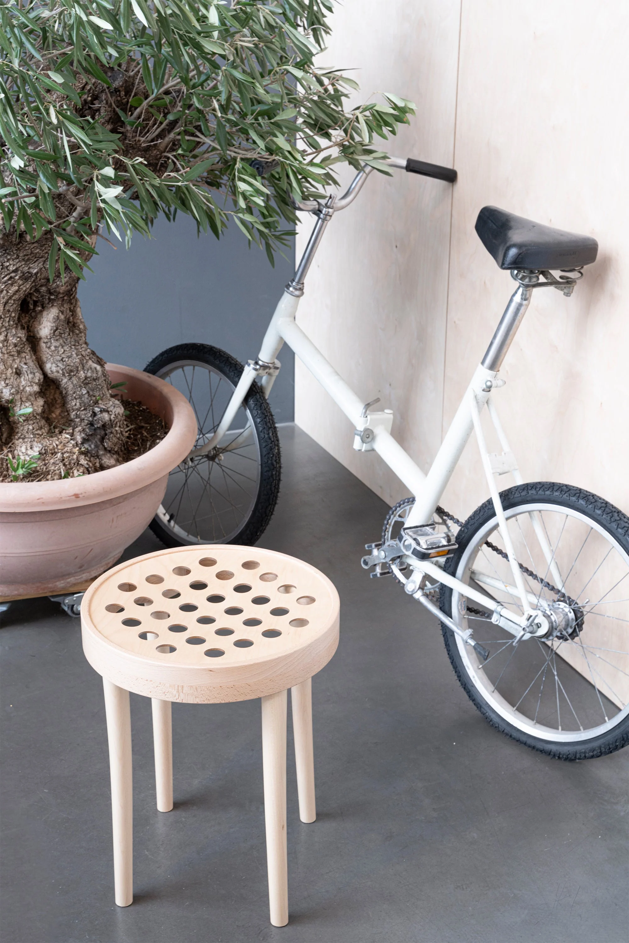 822 Bentwood Low Stool by Ton - Image 10