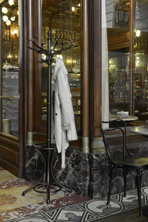 Adolf Loos Cafe Museum Bentwood Side Chair by GTV - Image 4