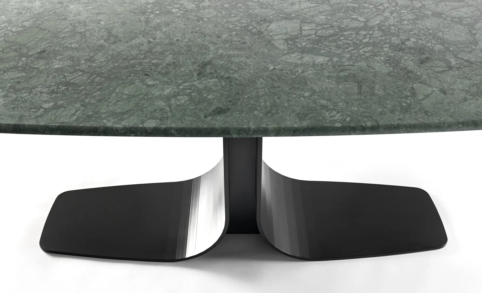 Alan Dining Table by Fasem - Image 3