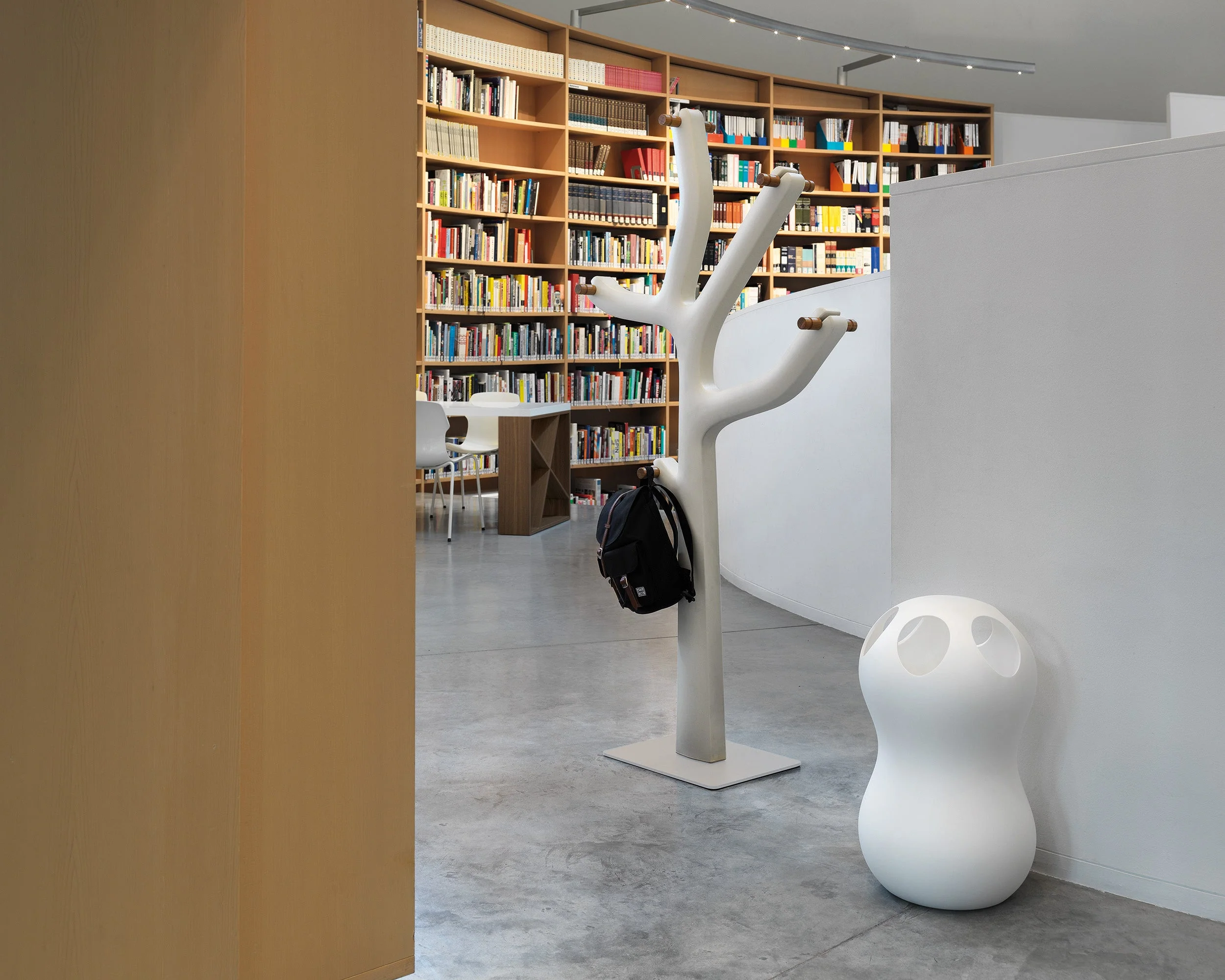 Alberto Coatstand by Casamania - Image 2