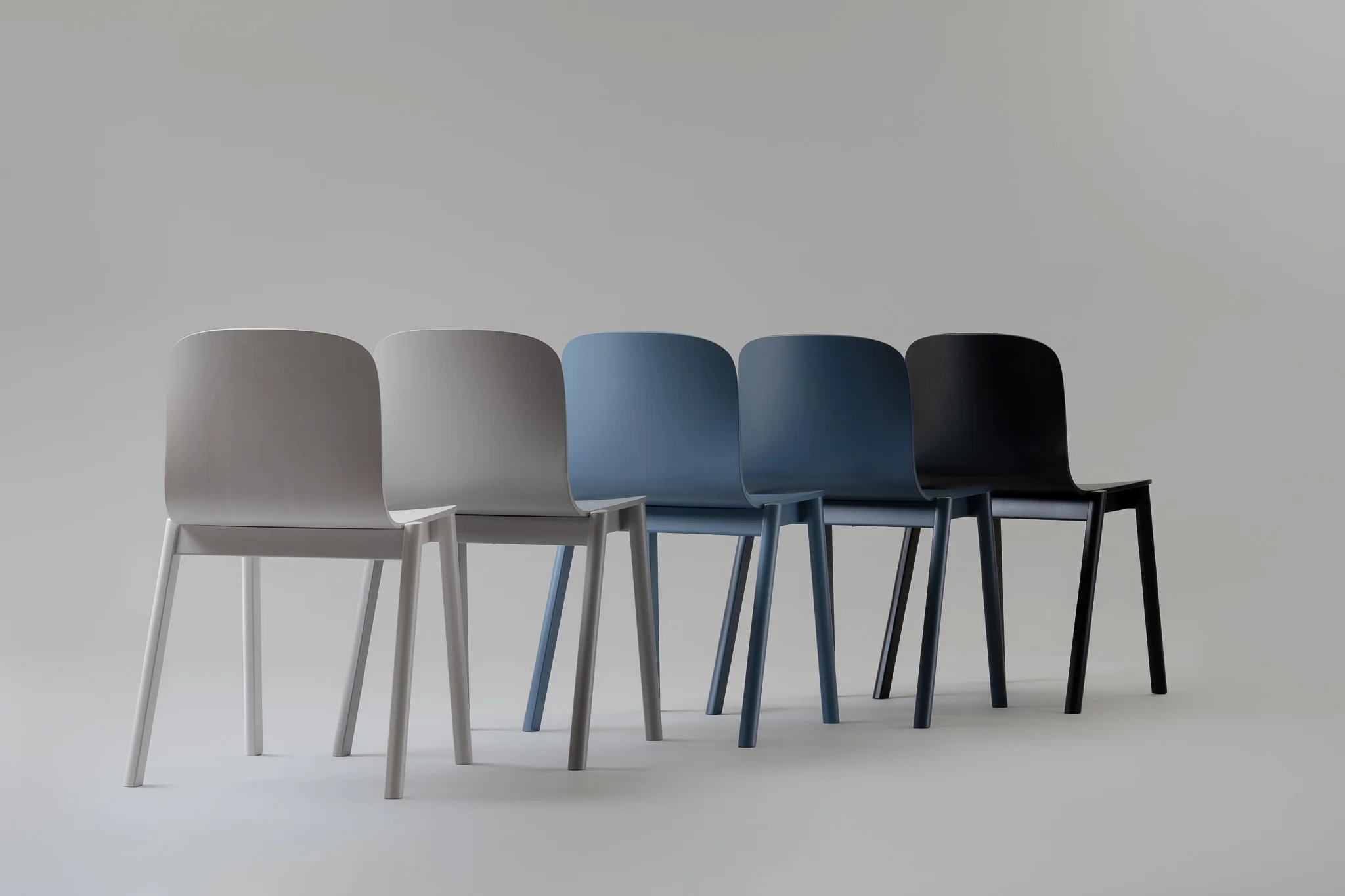 All'essenza Stackable Side Chair by Ton - Image 5