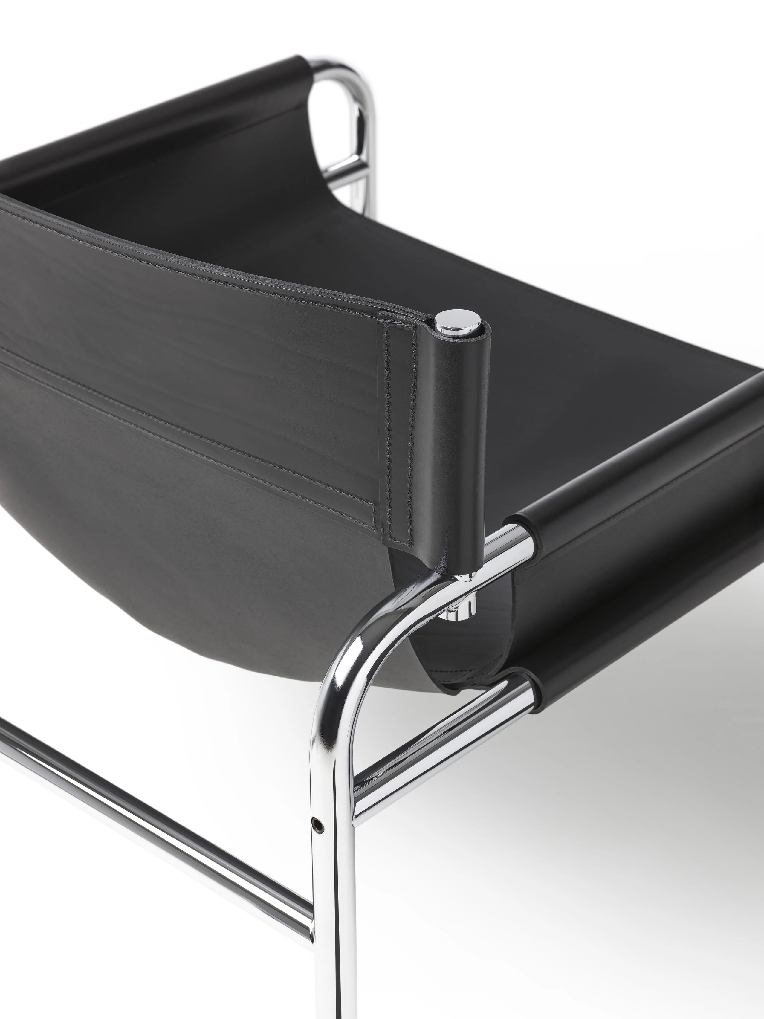 Antonis SZ 14 Armchair by Spectrum Design - Image 5