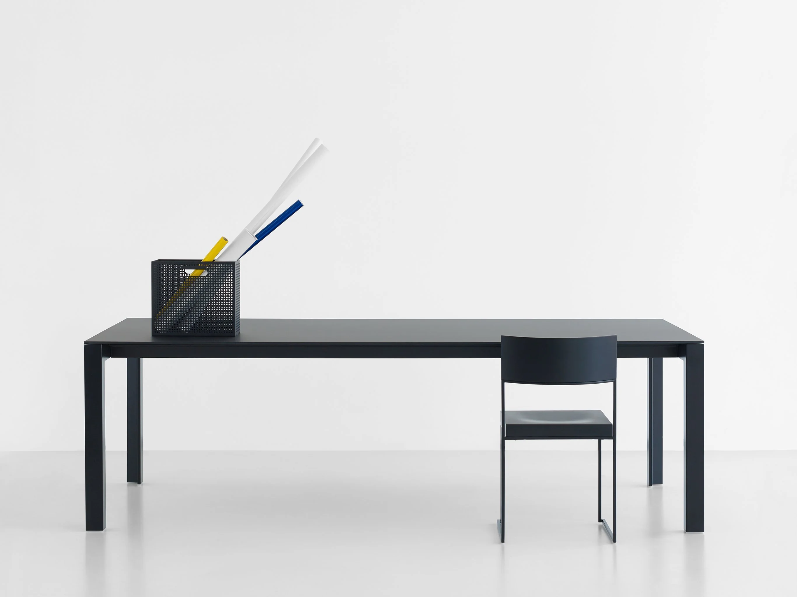Apta Dining Table by Lapalma - Image 12