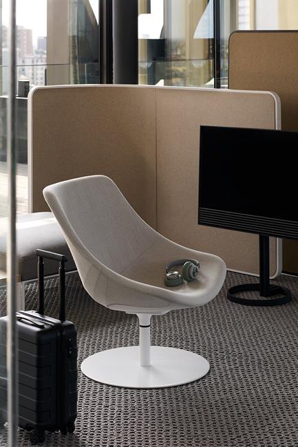 Auki S117 Lounge Chair by Lapalma - Image 4