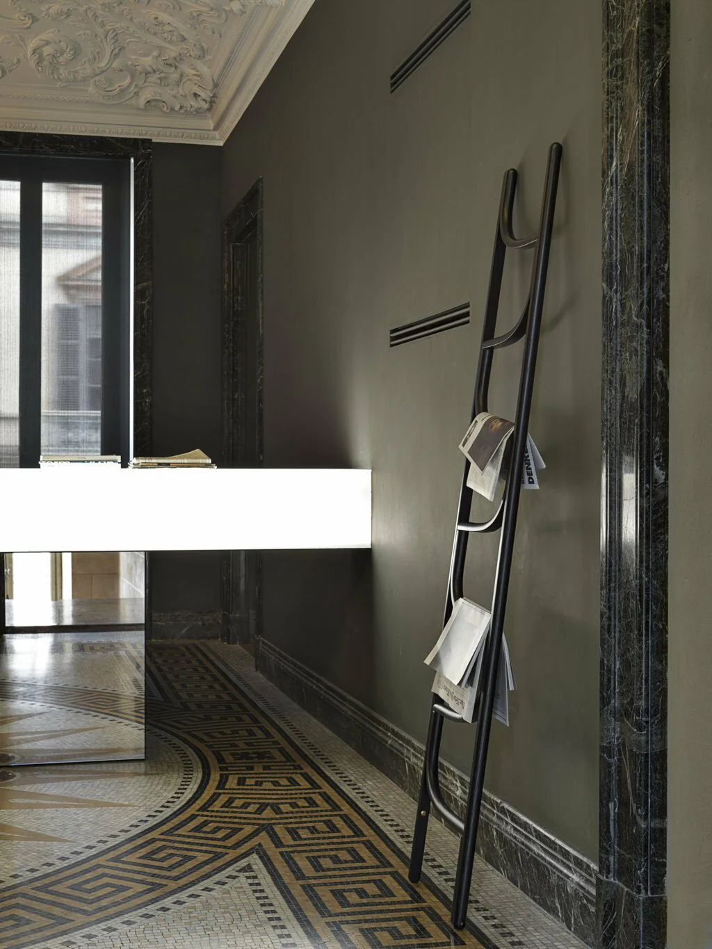 Bentwood Ladder by GTV - Image 22