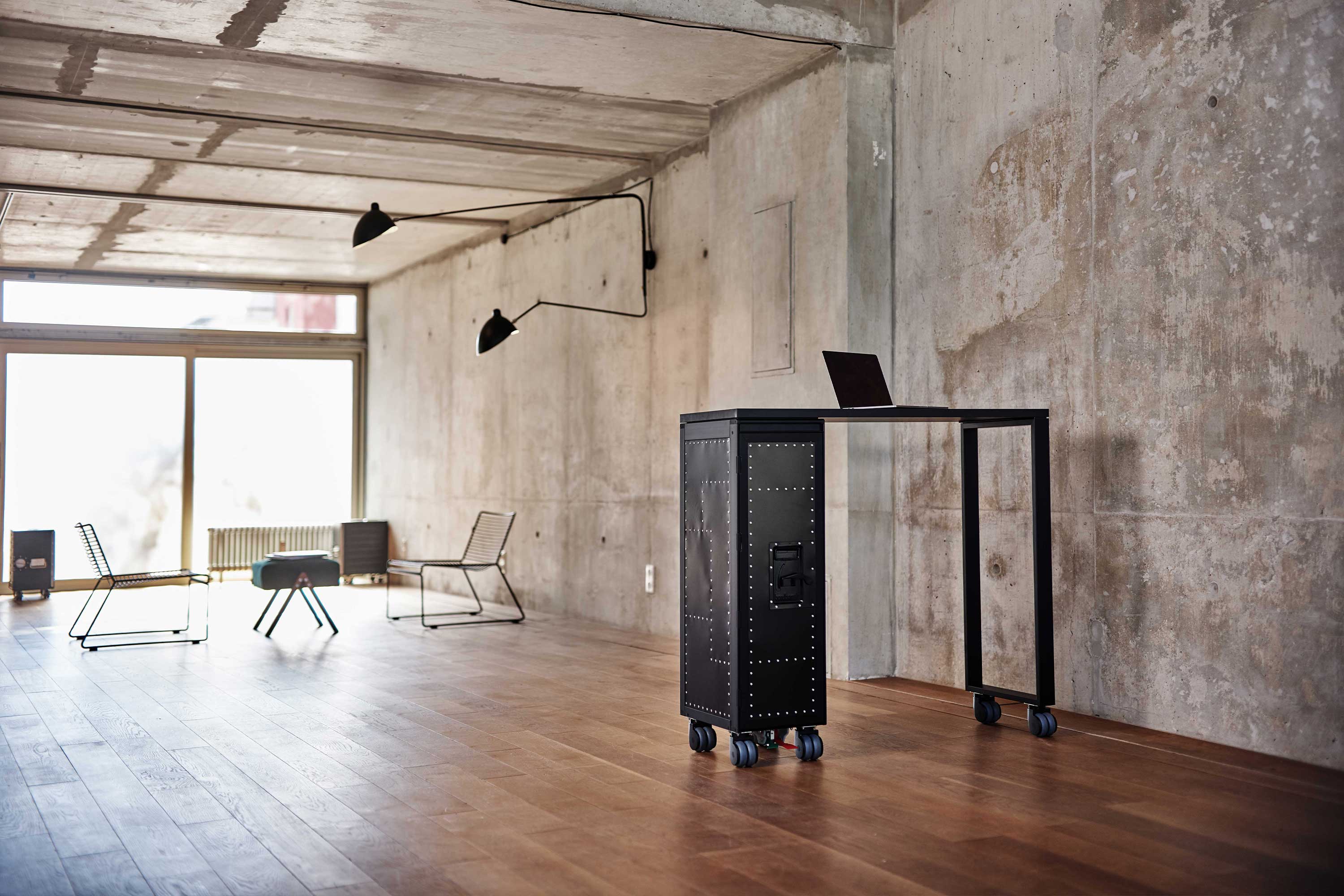Bordbar High Table - Image 4