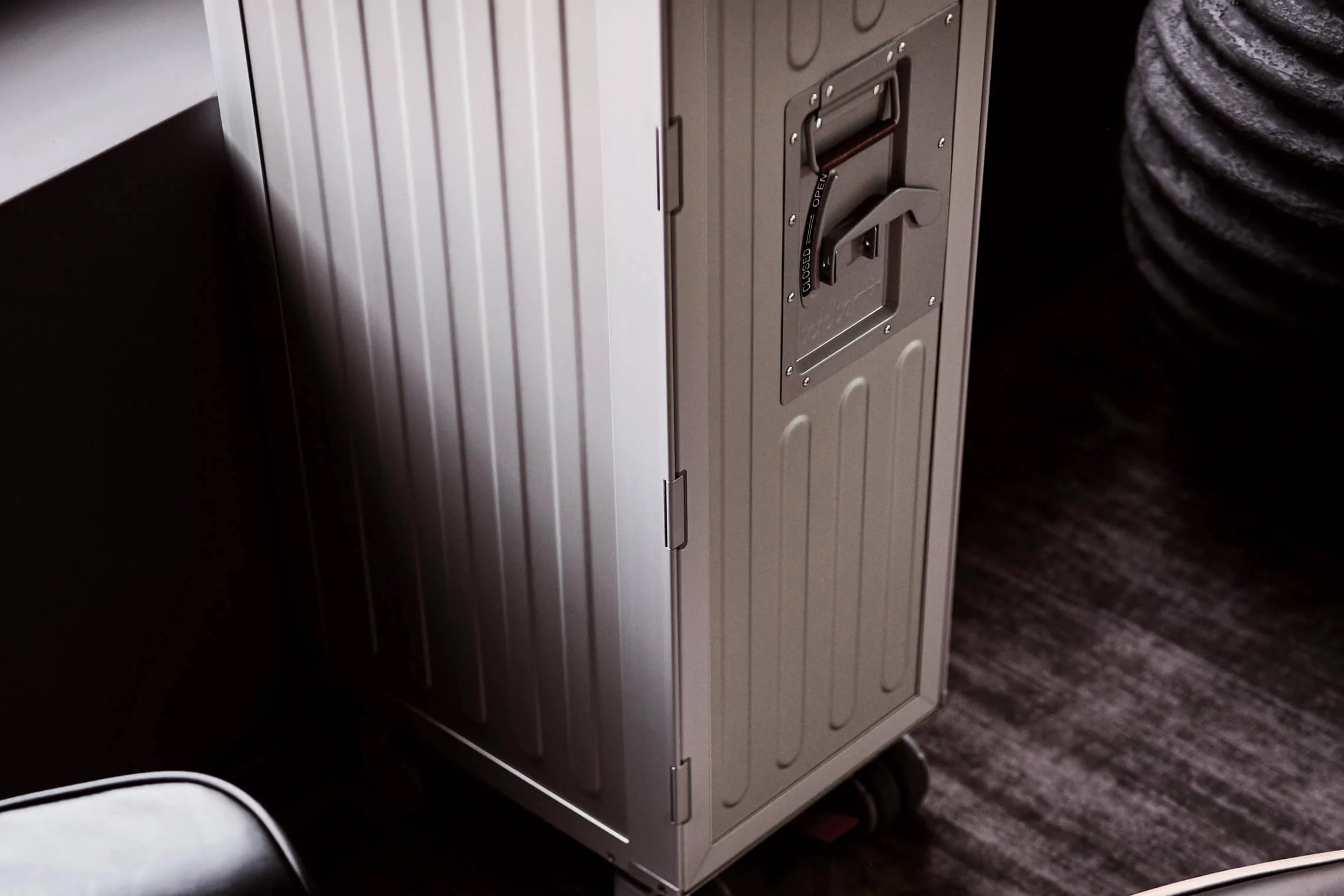 Mono Airplane Trolley by Bordbar - Image 22