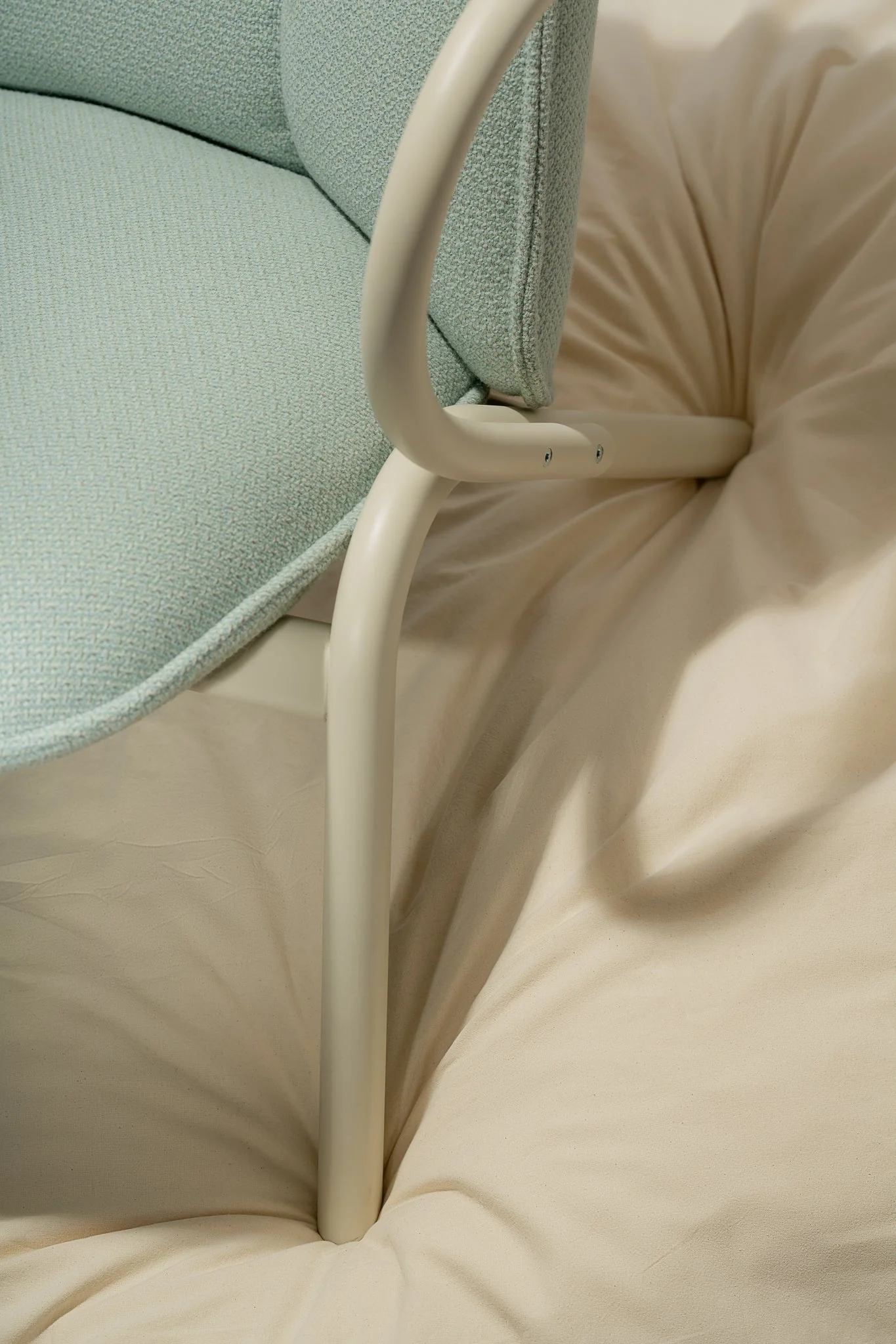 Cissy High-Back Lounge Chair by Ton - Image 7