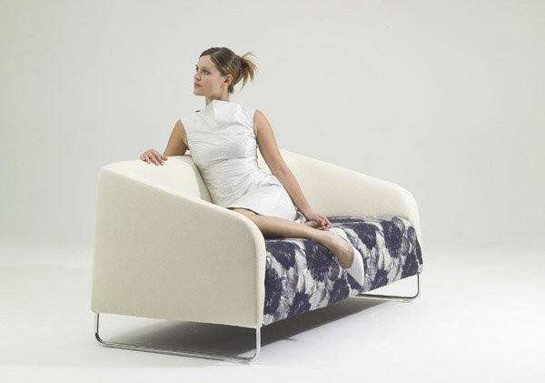 Diva Two Seat Sofa by Artifort - Image 3