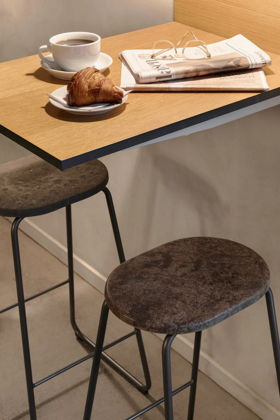 Earth Stool by Mater - Image 8
