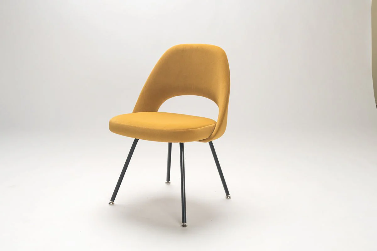 Eero Saarinen Executive Side Chair - Image 5