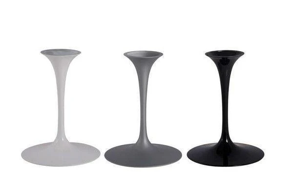 Eero Saarinen Table - Tulip Base - Image 4