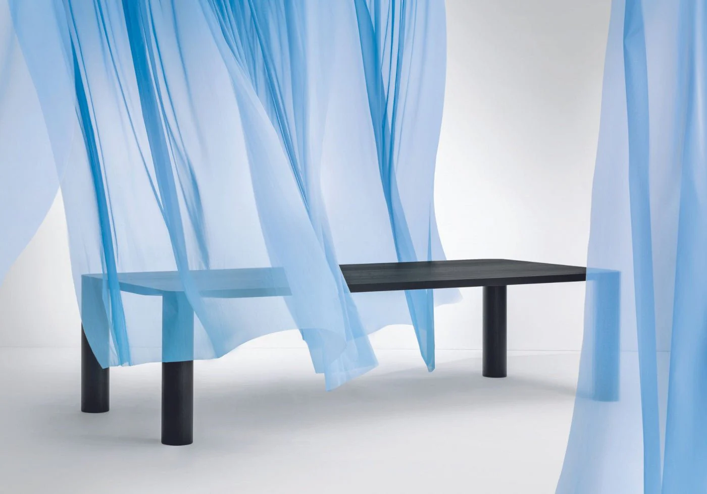 Eggen Dining Table by Midj - Image 4