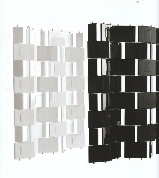 Eileen Gray Brick Screen - Image 2