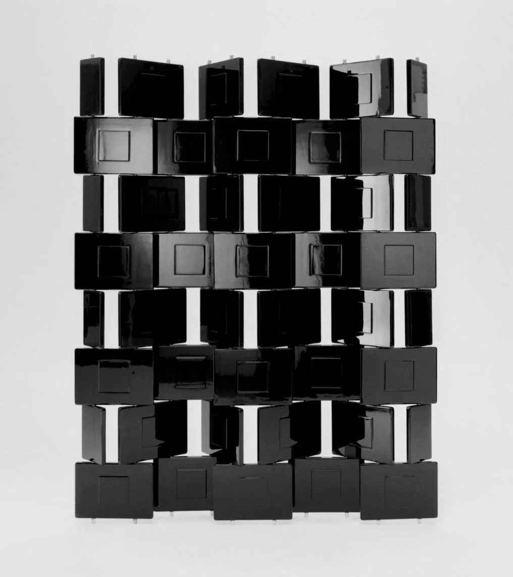 Eileen Gray Brick Screen - Image 4