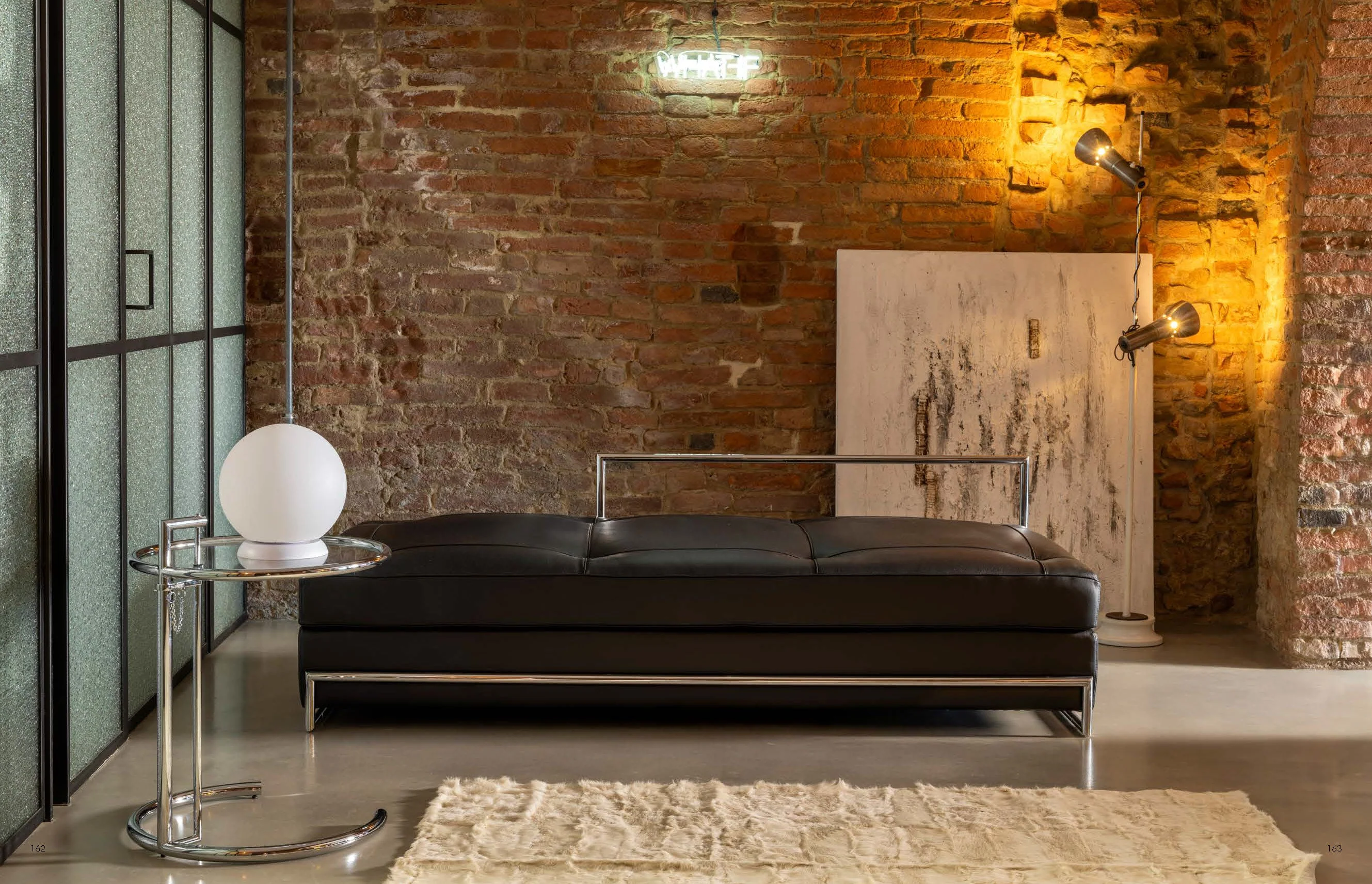 Eileen Gray Daybed - Image 4