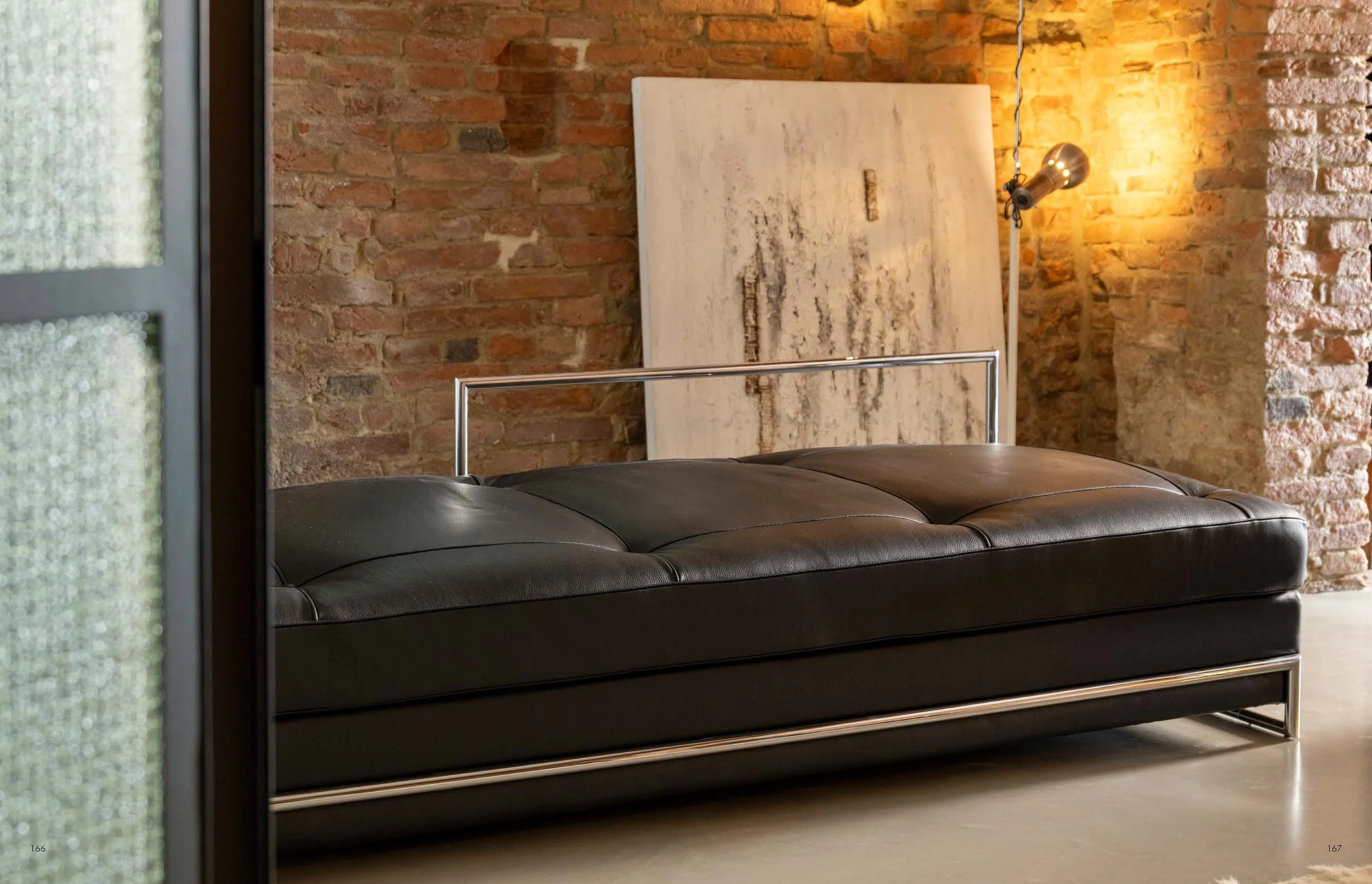 Eileen Gray Daybed - Image 6