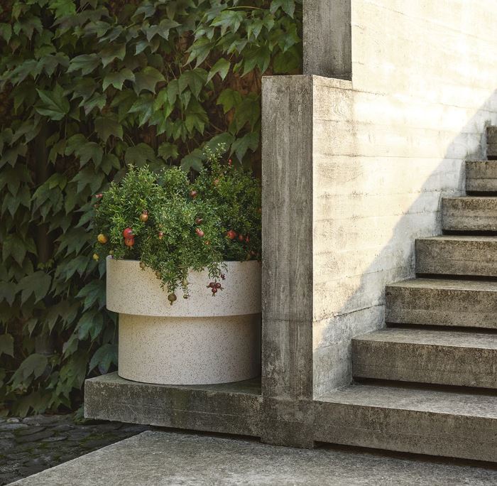 Erasmo Vase by CIMENTO® - Image 6