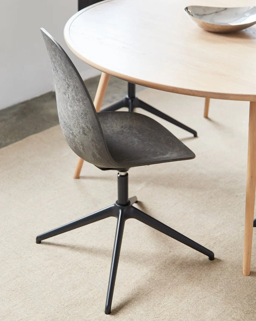 Eternity Swivel Chair by Mater - Image 13