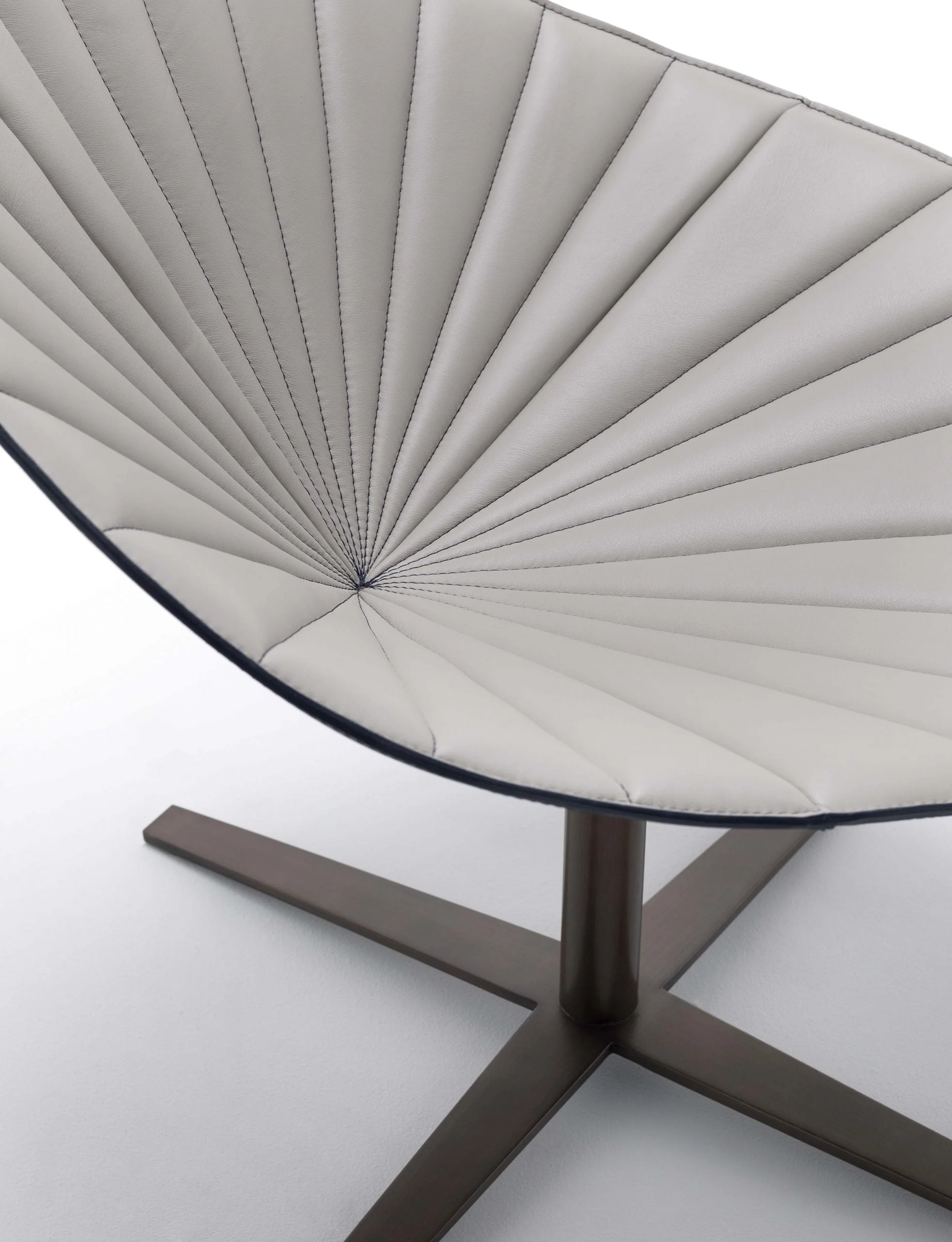 Fiorile Lounge Plisse BC Chair by Fasem - Image 9