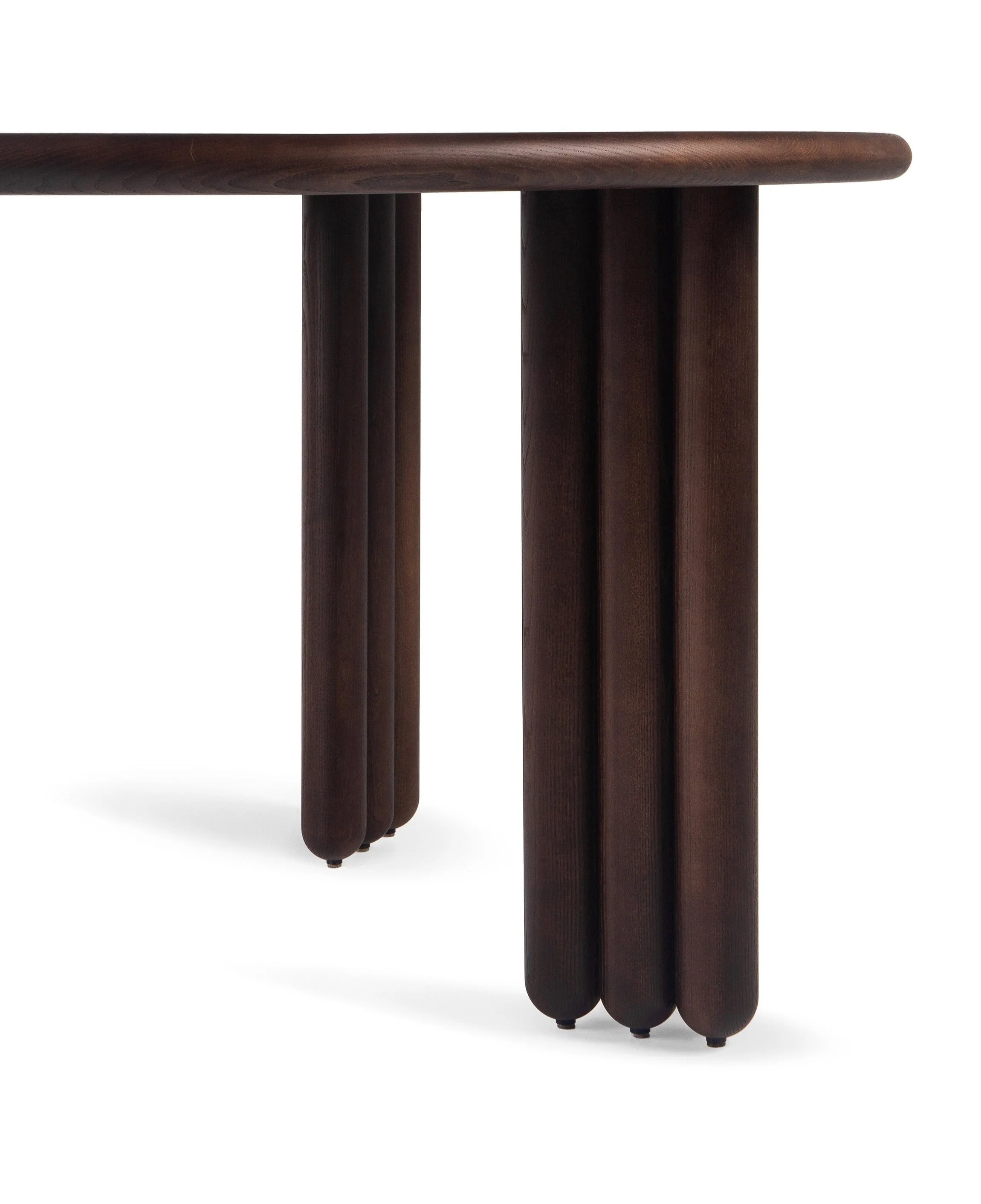 Flock Ellipse Dining Table by Noom - Image 4