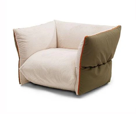 Foyer Lounge Chair by Giovannetti