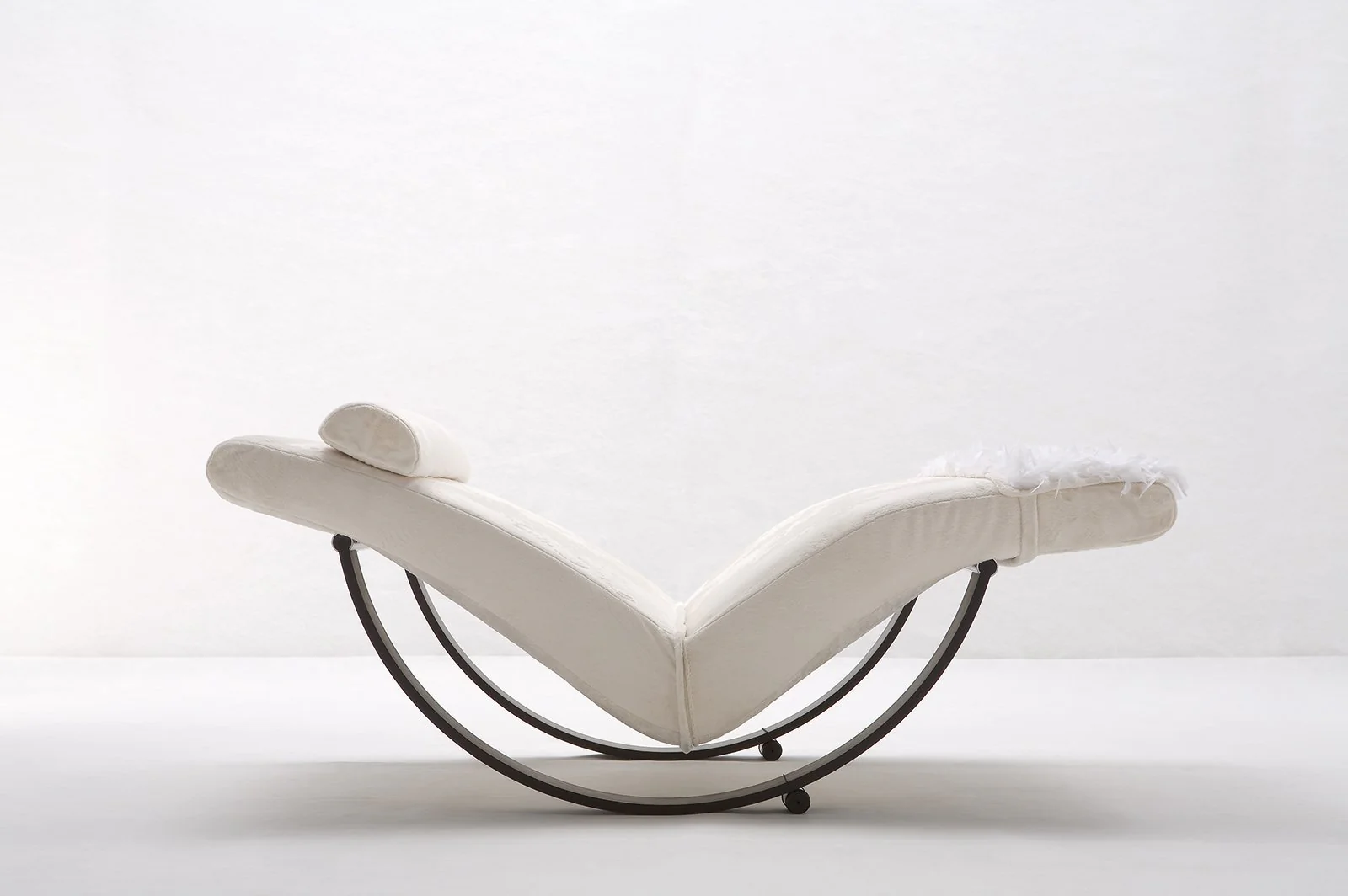 Gabbiano Rocking Chaise by Giovannetti - Image 2