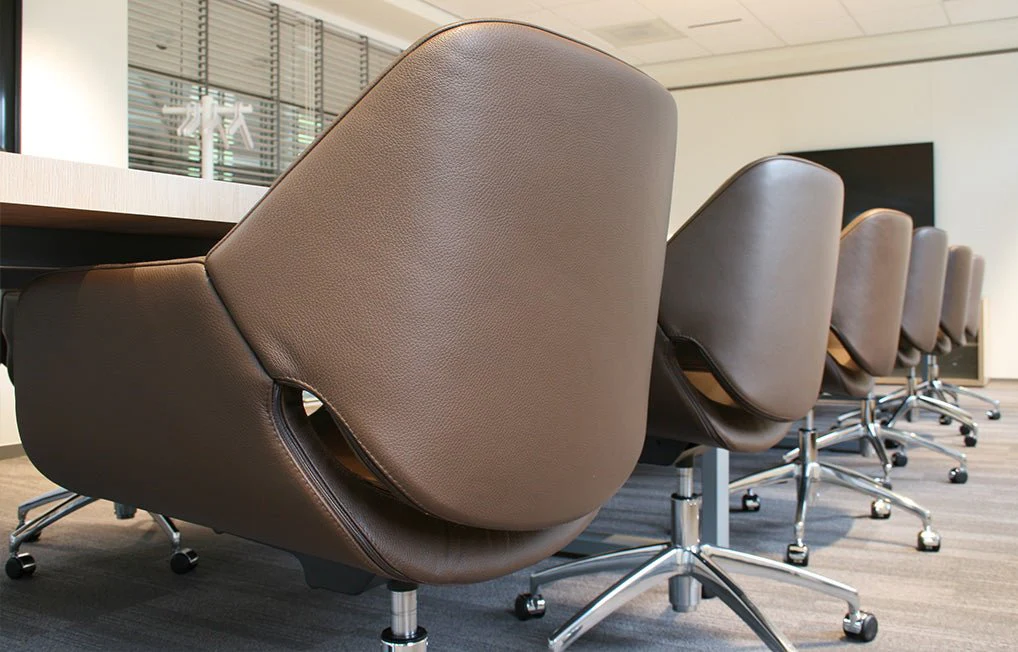 Gap Caster Base Chair by Artifort - Image 4