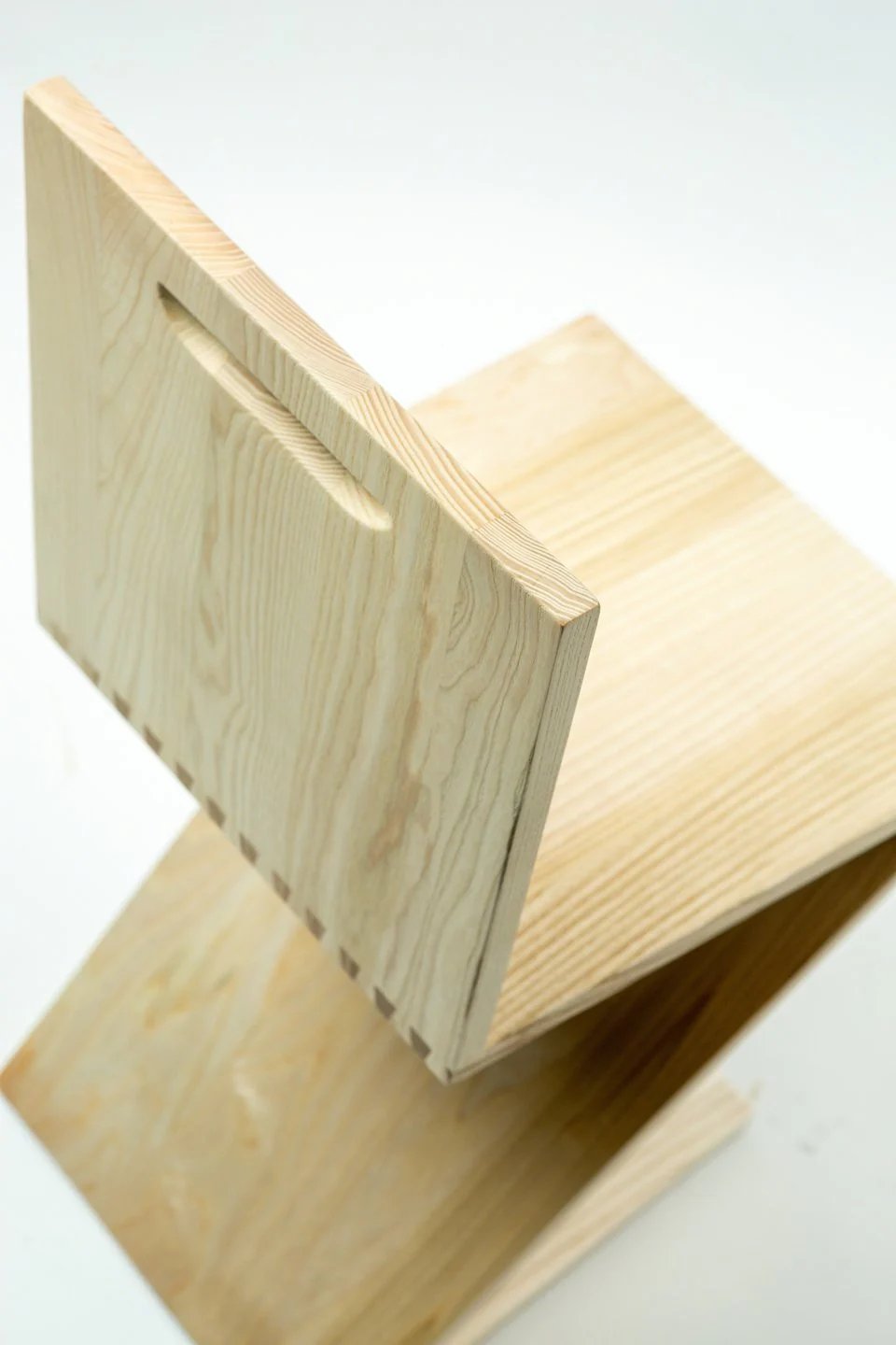 Gerrit Rietveld Zig Zag Chair - Image 11