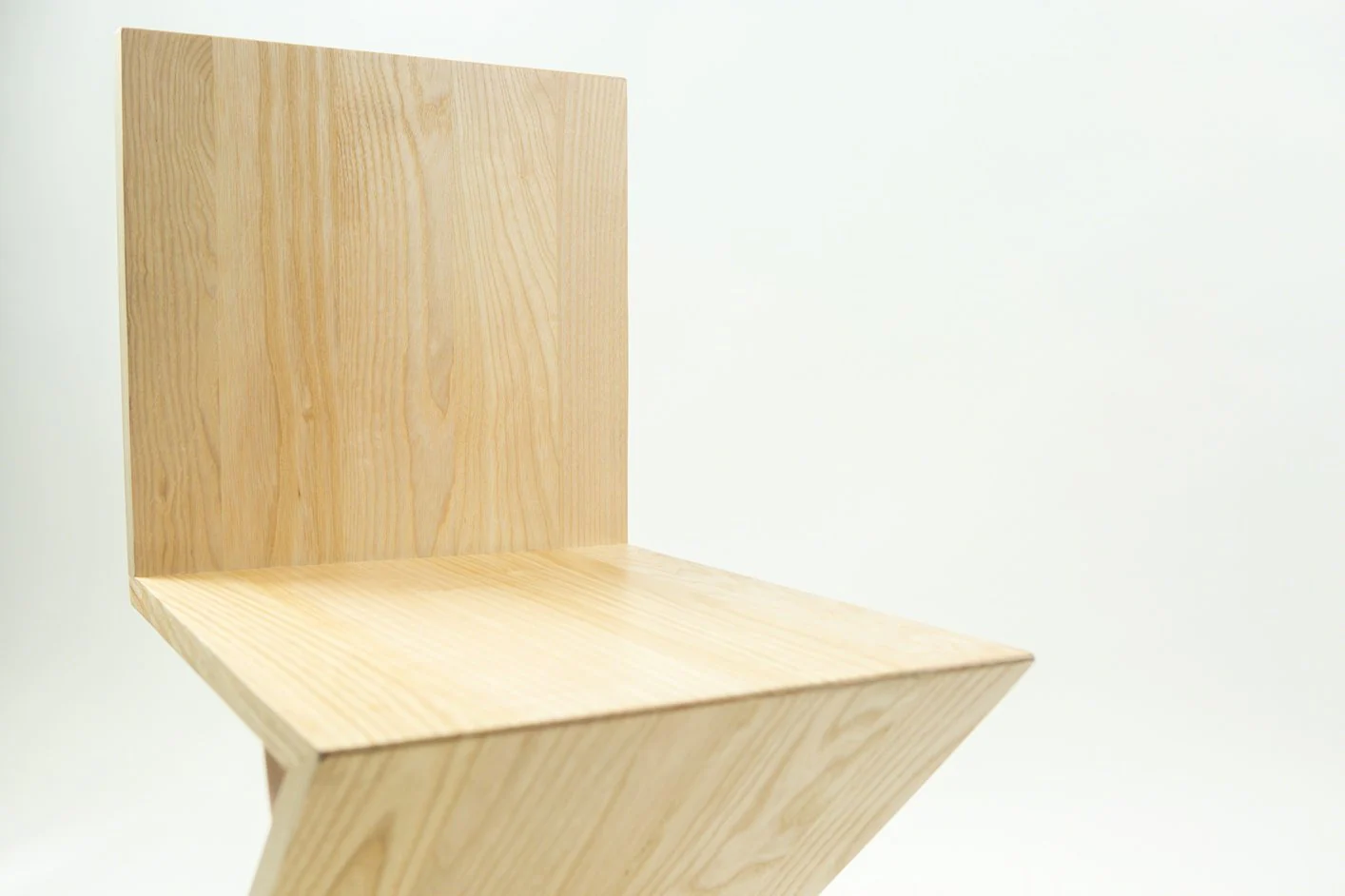 Gerrit Rietveld Zig Zag Chair - Image 17