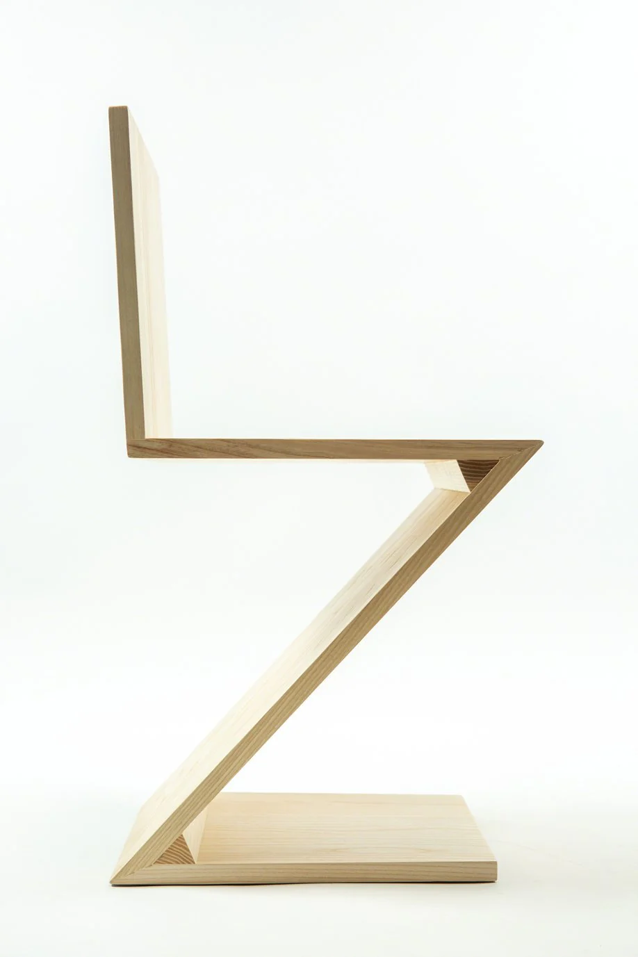 Gerrit Rietveld Zig Zag Chair - Image 5