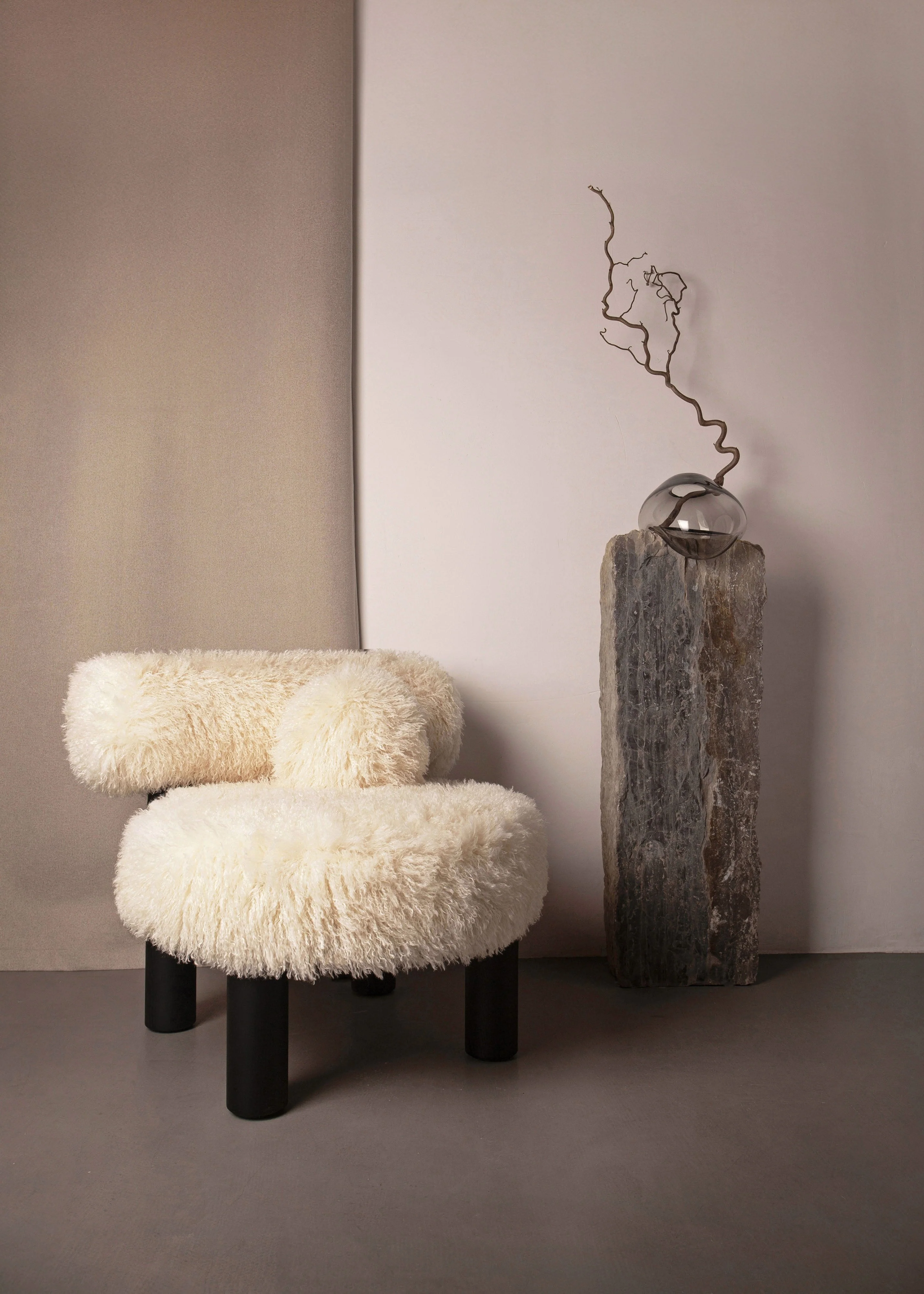 Gropius Small Round Cushion Fluffy Edition by Noom - Image 5