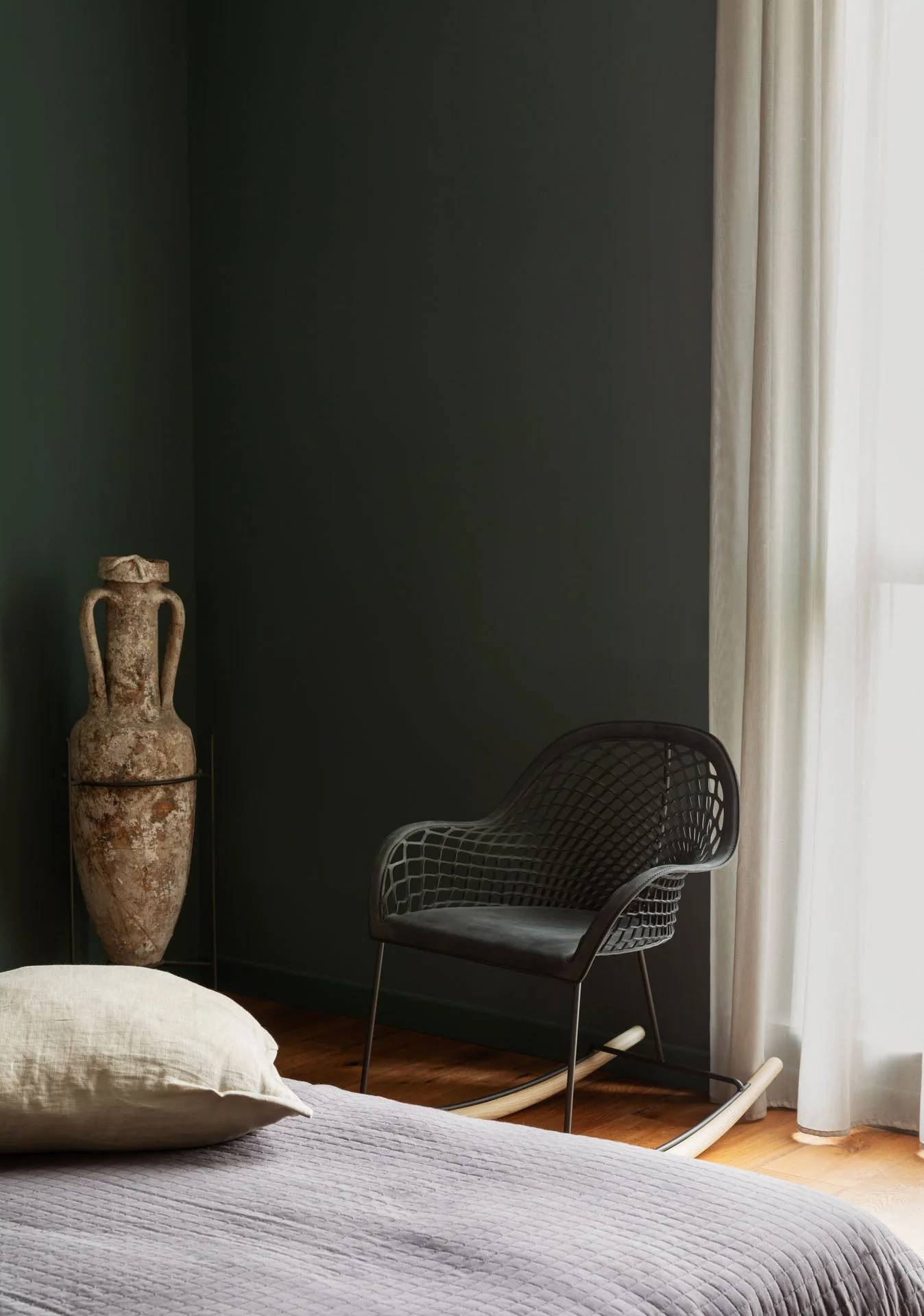 Guapa DNB M CU Low Backrest Rocking Chair by Midj - Image 4