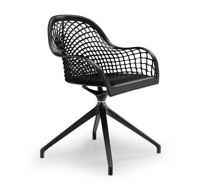Guapa P MX CU Spider Base Swivel Chair by Midj