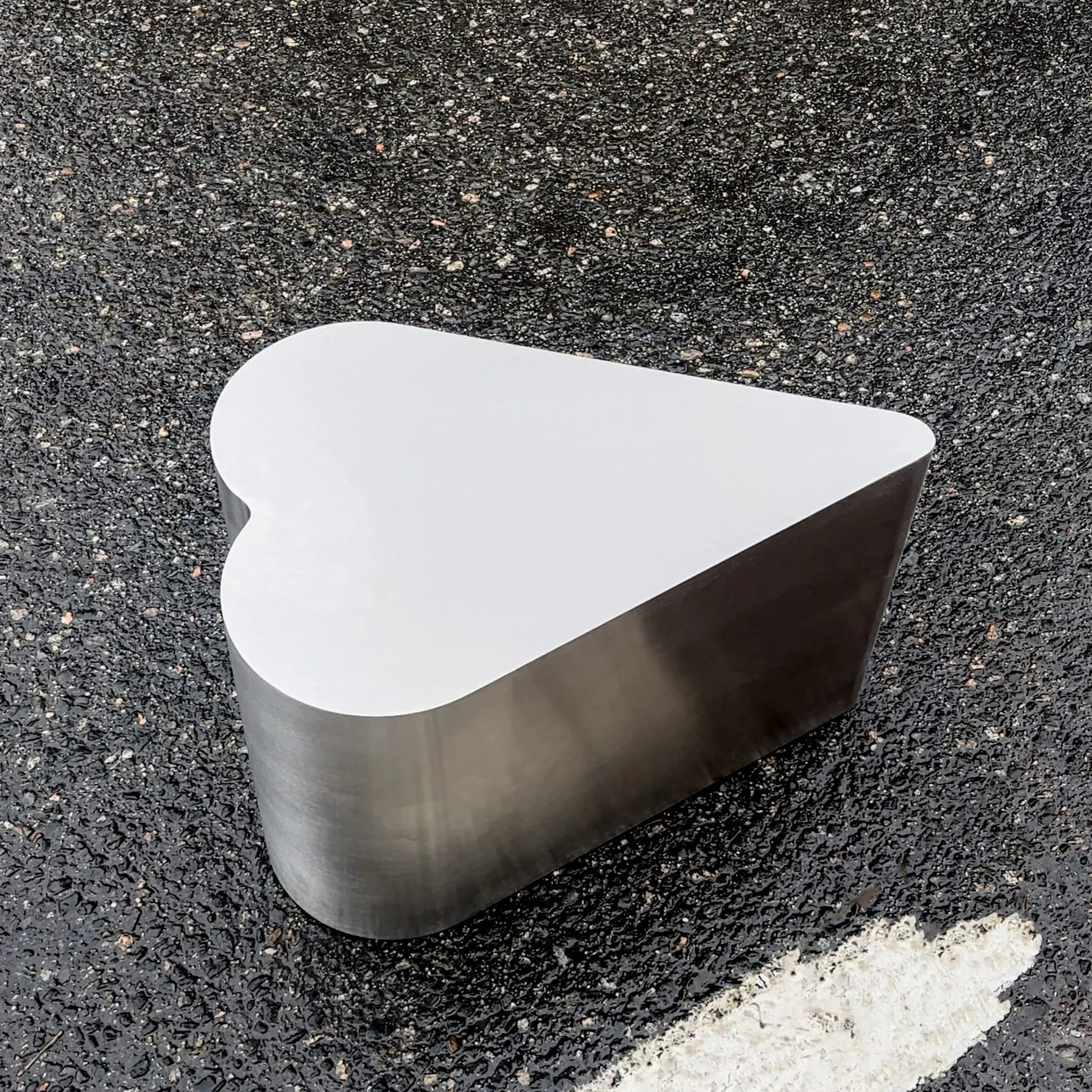 Heart SST Side Table - Brushed Stainless Steel by Oitoproducts - Image 10