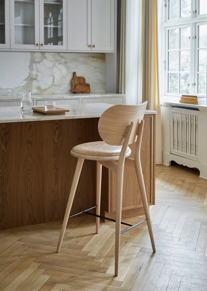 High Stool with Backrest by Mater - Image 13
