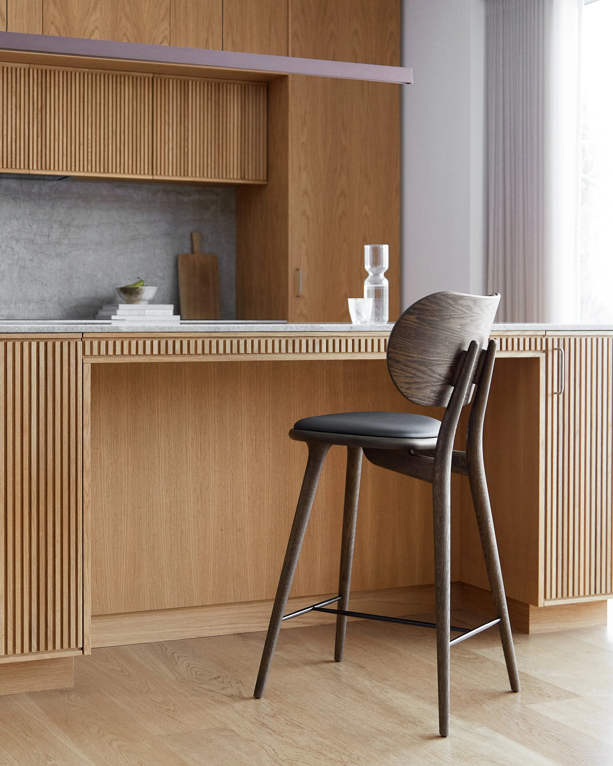 High Stool with Backrest by Mater - Image 18