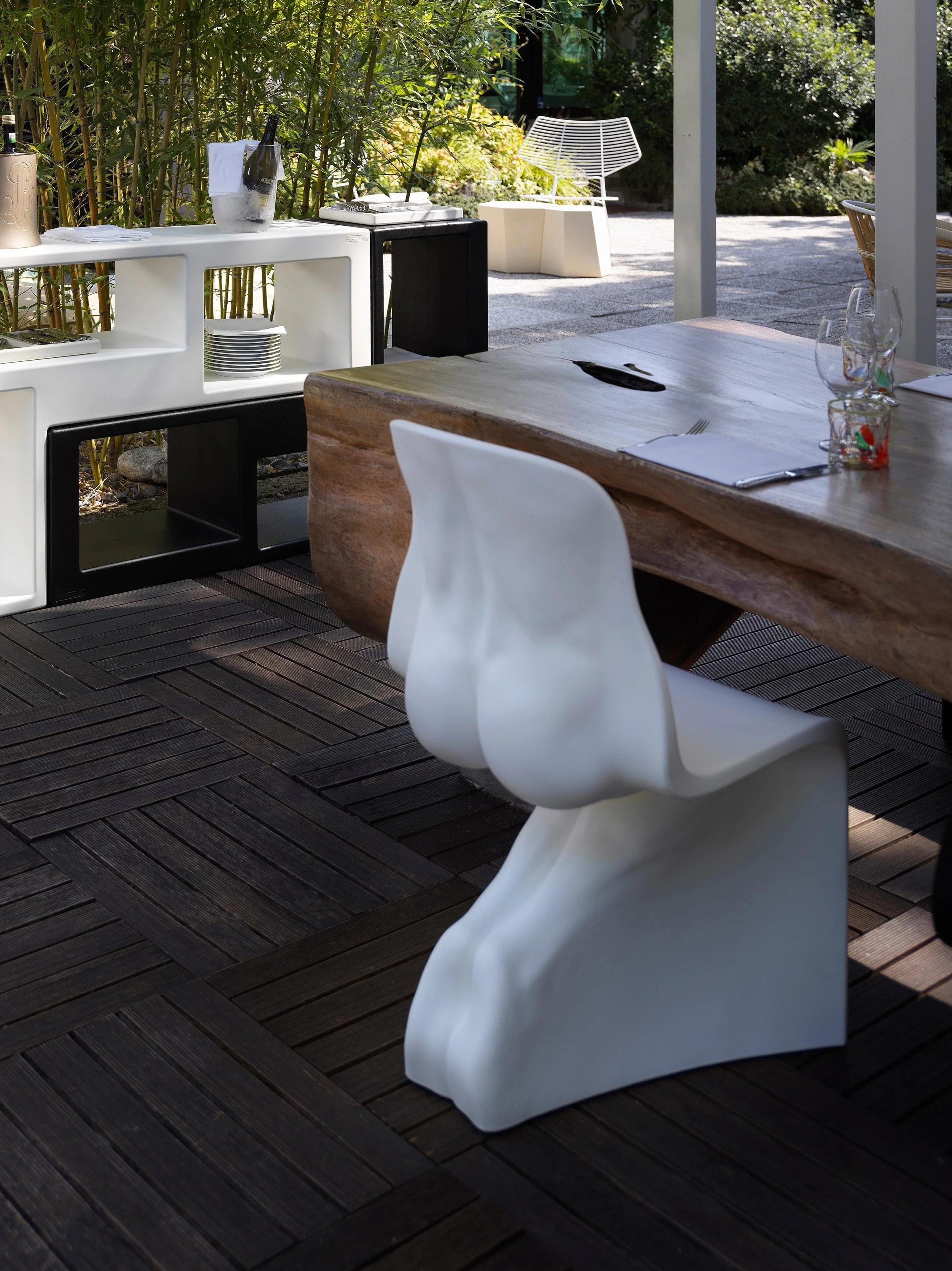 Him Chair by Casamania - Image 11
