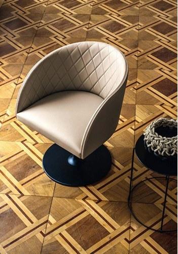 Hug Armchair by Bross - Image 8