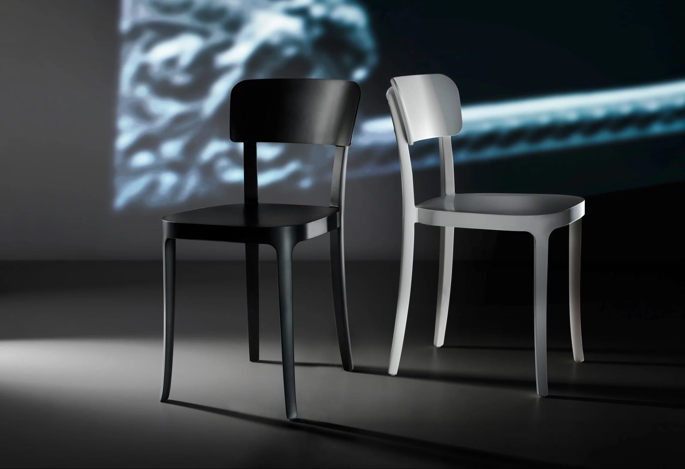 K Chair (Set of 2) by Qeeboo - Image 23
