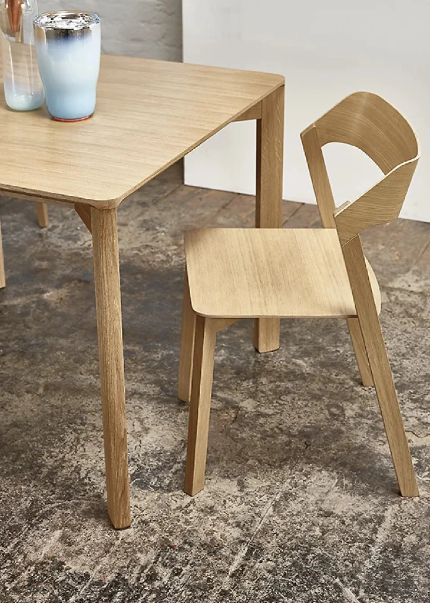 Lasu Dining Table by Ton - Image 14