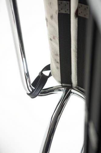 Le Corbusier Chaise Lounge in Pony (LC4) - Image 10
