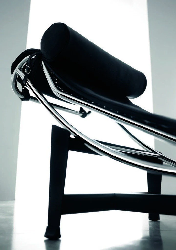 Le Corbusier Chaise Lounge (LC4) - Image 3