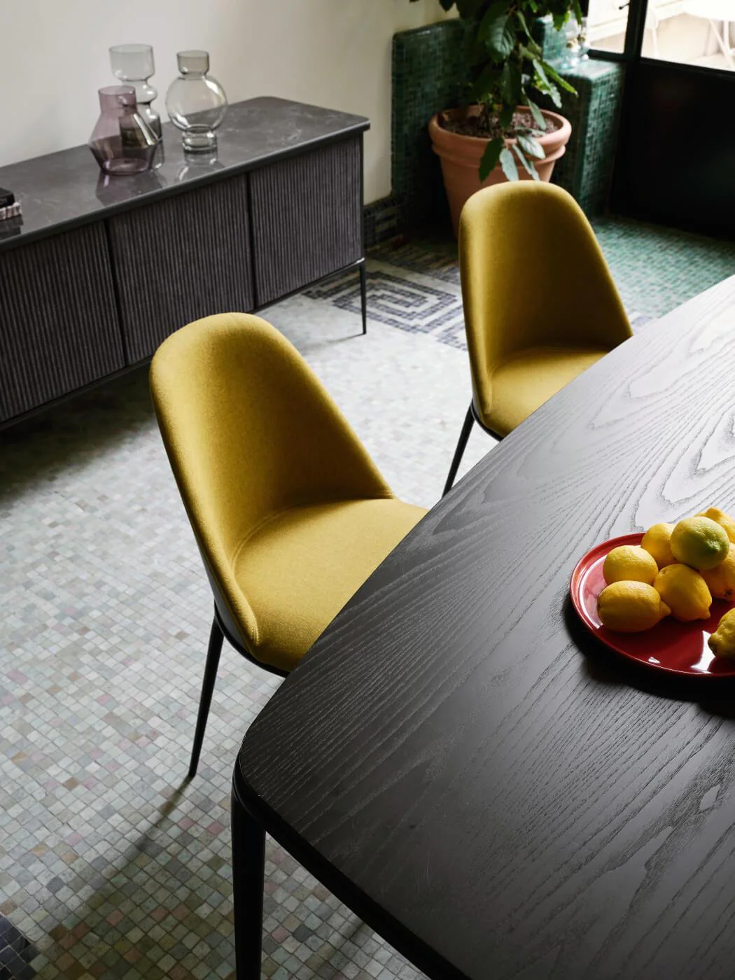 Lea Dining Table by Midj - Image 4