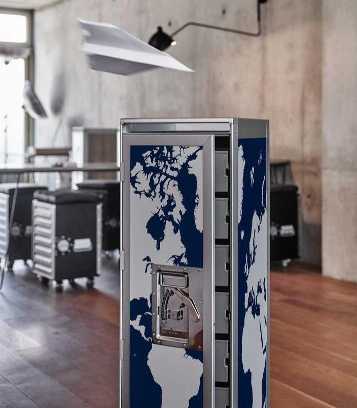Lufthansa Globe Airplane Trolley by Bordbar - Image 3