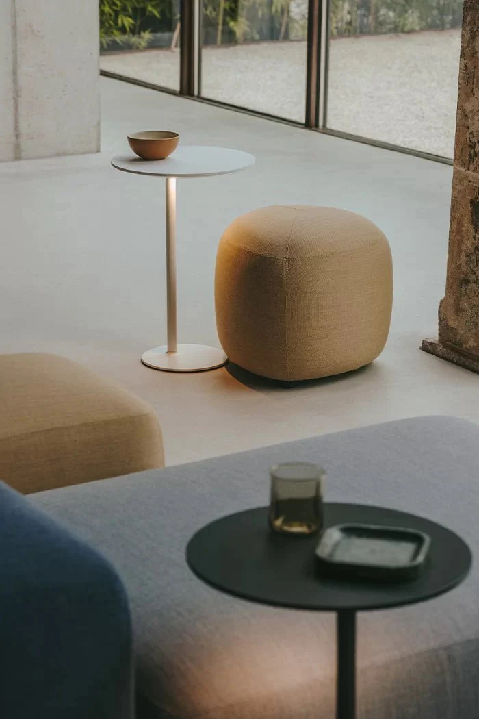 Lyt T86 Side Table with Wireless Recharging Station by Lapalma - Image 12