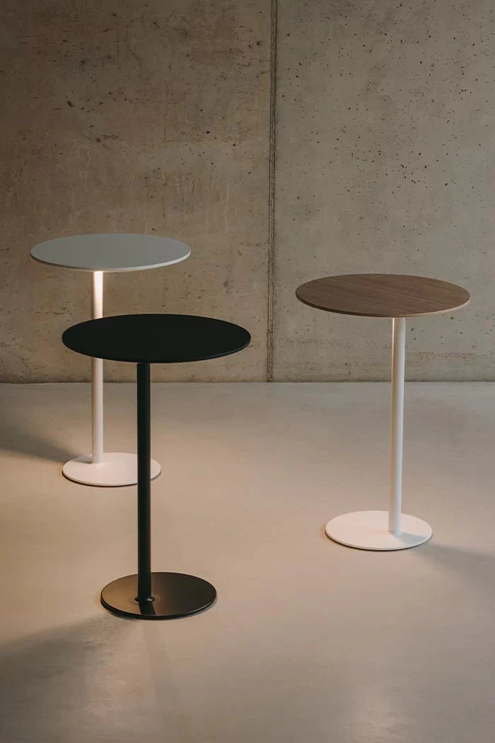 Lyt T86 Side Table with Wireless Recharging Station by Lapalma - Image 9