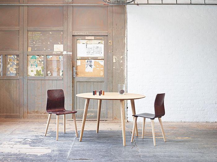 Malmo Dining Table by Ton - Image 11