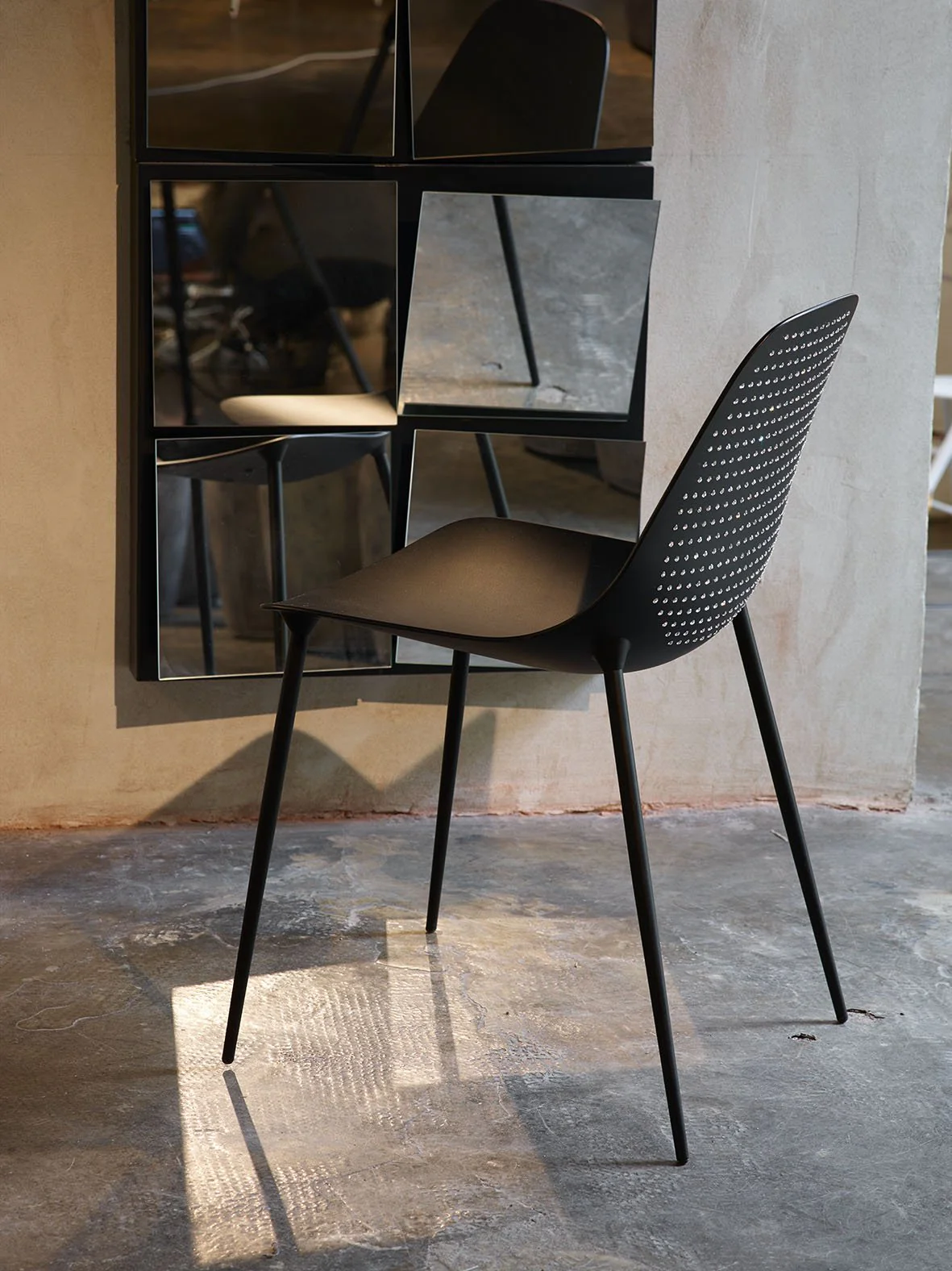 Mammamia Diamond Chair by Opinion Ciatti - Image 8