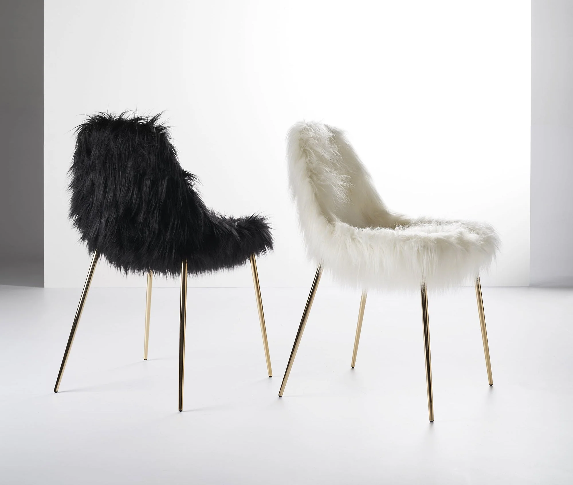 Mammamia Fur Chair by Opinion Ciatti - Image 4